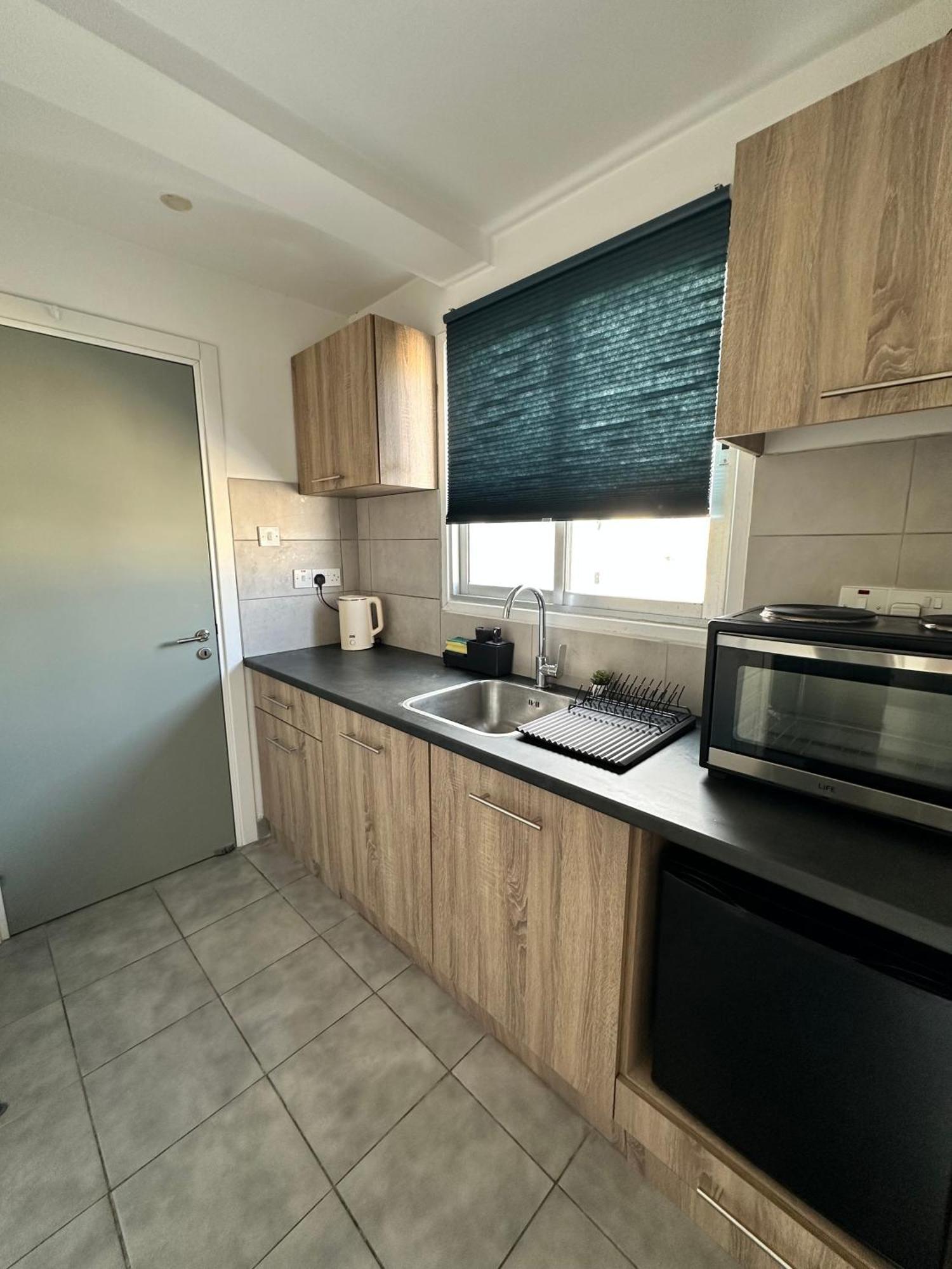 Top Floor Apartment In Nicosia With View! Εξωτερικό φωτογραφία