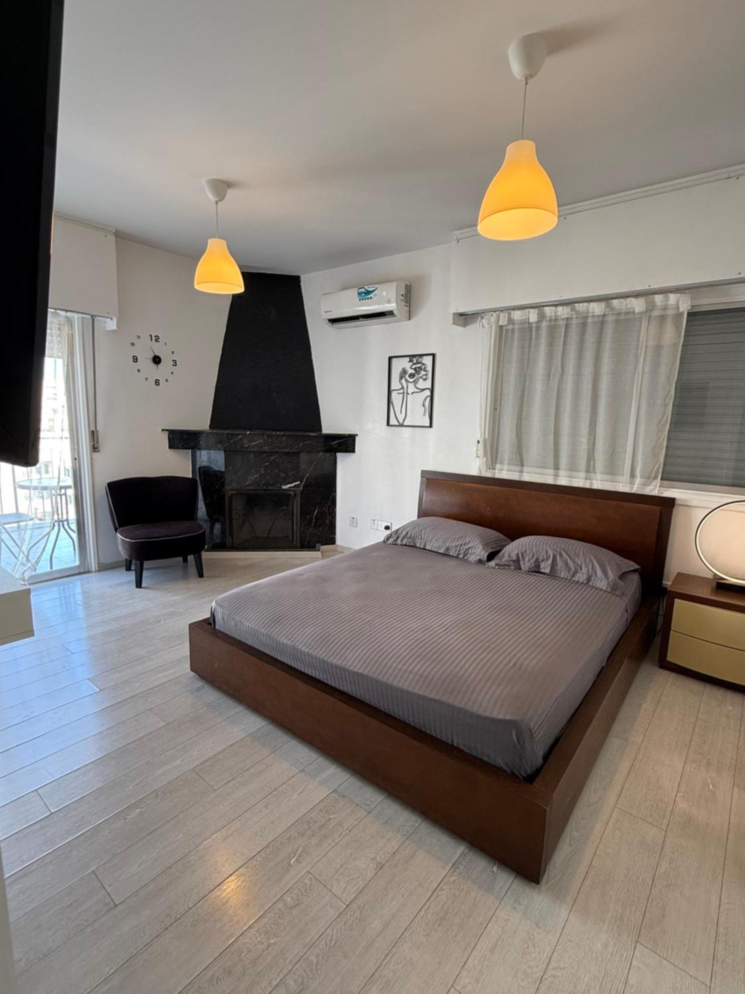Top Floor Apartment In Nicosia With View! Εξωτερικό φωτογραφία